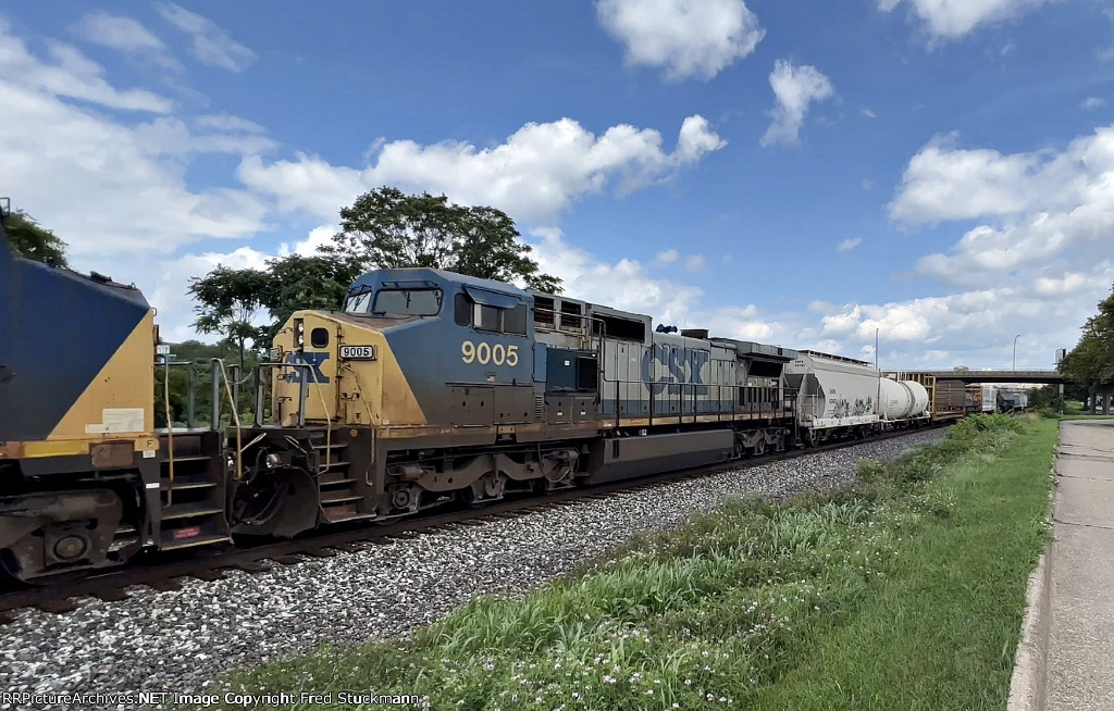 CSX 9005